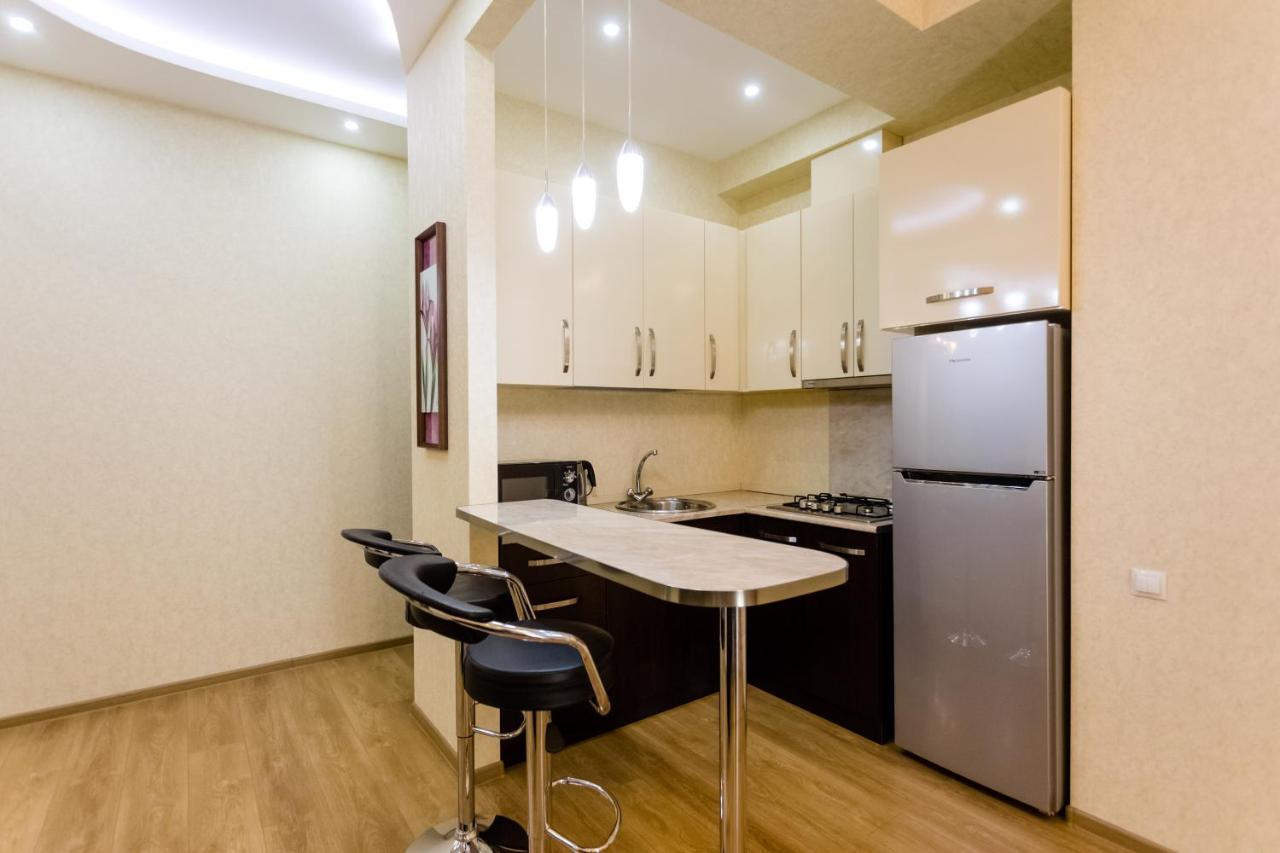 New! - Downtown Apartment Tbilisi Eksteriør billede